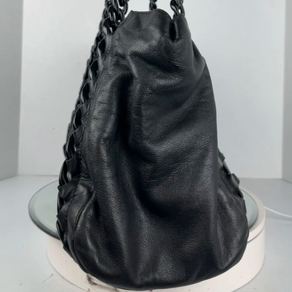CHANEL Black Leather Bag with Chain Straps - Picture 4 of 11